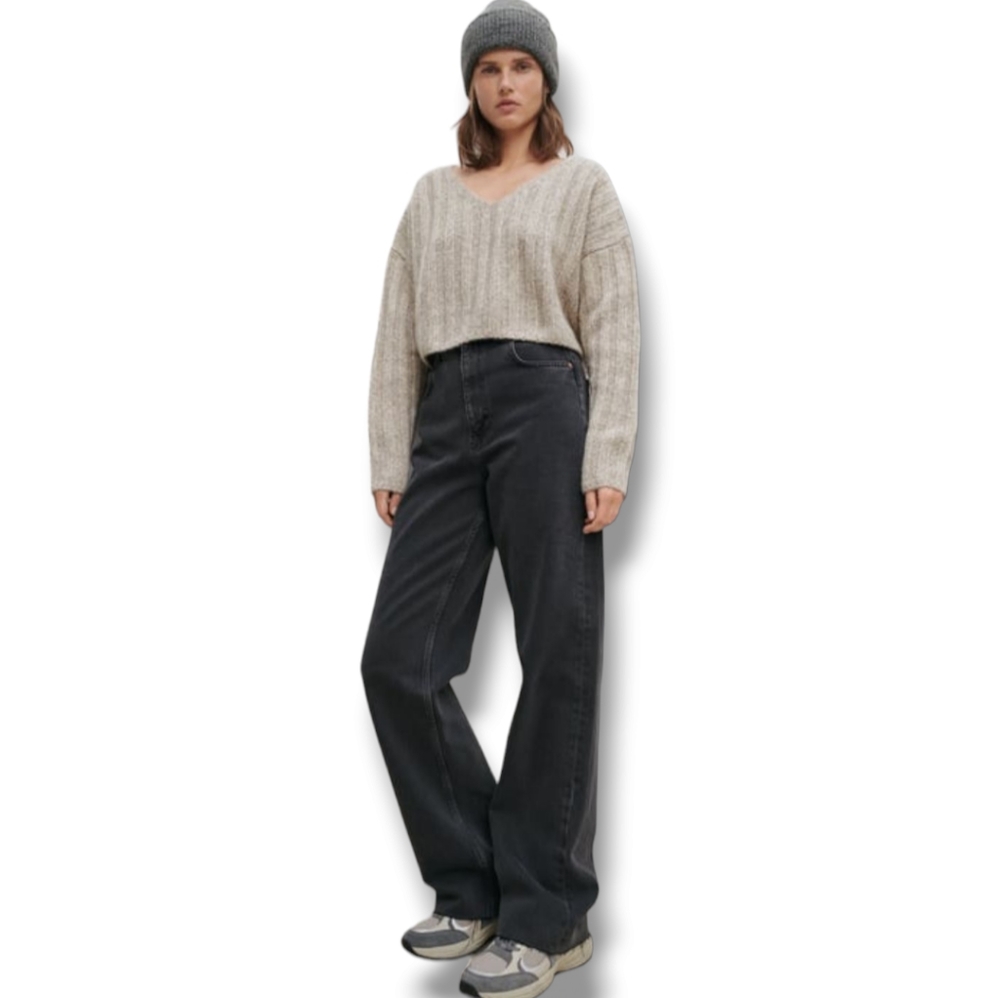 Zara Knitwear Women's Beige Wool Blend Oversized Ribbed Knit Crop Sweater